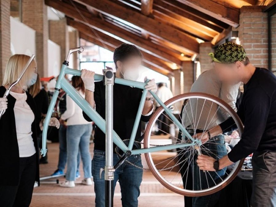 Un bike building creativo e personalizzato Un bike building creativo e personalizzato