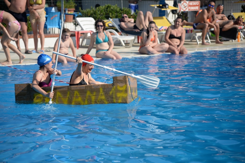 Team Building Carton Boat