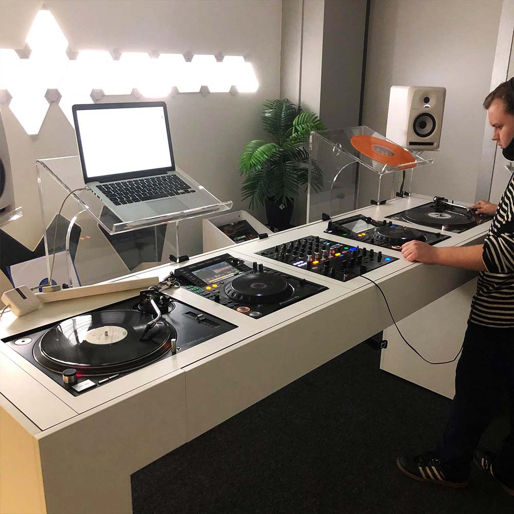 Dj competition